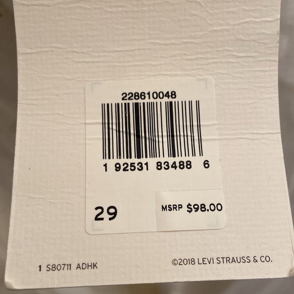 Levi’s Premium, White Wedgie Tapered (2018), Capital E, 29x28, NWT, $98 MSRP - Picture 10 of 15